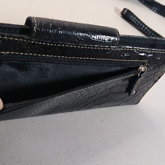 Relic Black Full Length Wallet with Mirror Coin area on back - Picture 6 of 6